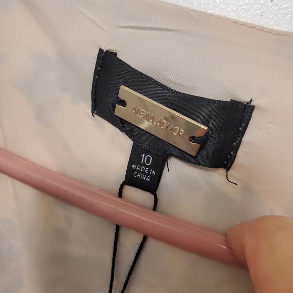 NWT Alexia Admor Blue Floral Satin Look & Feel Maxi Dress Size 10, Retail $245 - Picture 9 of 12